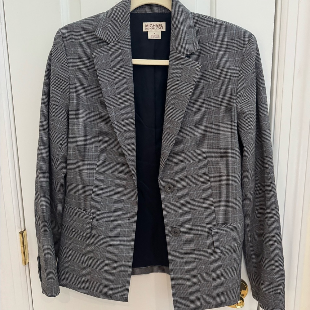 NWT Michael Kors Suit size 4